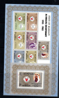 BAHRAIN - 1983 Al Khalifa Dynasty Sheetlet Of 9 + Labels + S/sheet  MNH, Sg Cat £29.40 - Bahreïn (1965-...)