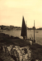 Perros Guirec * Le Port * Bateaux De Pêche Et Casiers - Perros-Guirec