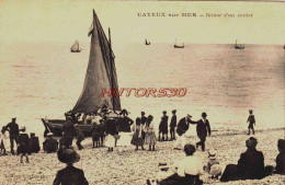 CPA CAYEUX SUR MER - SOMME - RETOUR D'UN VOILIER - Cayeux Sur Mer