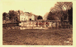 CPA CHAMPDENIERS - DEUX SEVRES - CHATEAU DU PETIT CHENE - Autres & Non Classés