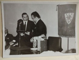 Italia Foto CITTA' SANT'ANGELO (Pescara) Autorità Ministro Natali Inaugurazioni Festeggiamenti 1970. Da Identificare - Europa