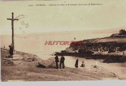 CPA TREBOUL - FINISTERE - LE CALVAIRE ET L'ENTREE DU PORT - Tréboul