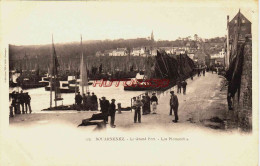 CPA DOUARNENEZ - FINISTERE - LE GRAND PORT - LES PLOMARCHS - Douarnenez