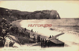 CPA ETRETAT - SEINE MARITIME - LA PLAGE PAR GROS TEMPS - Etretat