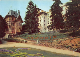 CHATEL GUYON Un Coin Du Parc Thermal Et Le Splendid Parc Thermal 25(scan Recto-verso) MA2236 - Châtel-Guyon