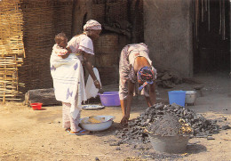 SENEGAL SAINT LOUIS Vendeuse De Charbon De Bois  41 (scan Recto-verso)MA2295Ter - Senegal