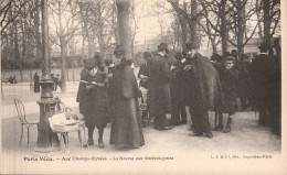 PARIS - Aux Champs Elysées - La Bourse Aux Timbres Postes - Straßenhandel Und Kleingewerbe