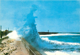 SAINT VALEY EN CAUX Jour De Tempete Une Belle Vague Sur La Digue 9(scan Recto-verso) MC2473 - Saint Valery En Caux