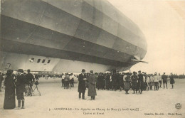 54* LUNEVILLE     Le « zeppelin »  Au Champ De Mars  1913    RL25,0099 - Luneville