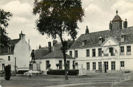 59* HAUBOURDIN  Monument Aux Morts  – Chateau CPSM  (format 9x14cm)      RL25,1100 - Haubourdin