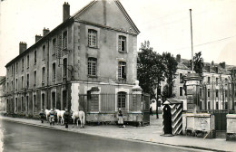 60* SENLIS   Quartier Ordener  CPSM  (format 9x14cm)        RL25,1501 - Kazerne