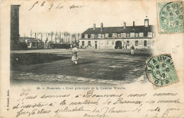 60* BEAUVAIS   Cour Caserne Watrin       RL25,1471 - Kasernen