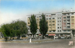 59* MAUBEUGE   La Place Des Nations  CPSM  (format 9x14cm)     RL25,1130 - Maubeuge