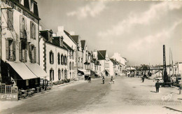 56* LA TRINITE S/MER  Le  Quai  CPSM (9x14cm)         RL37.0875 - Sainte Hermine