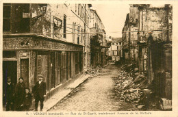 55* VERDUN   Rue Du St Esprit Bombardee WW1        RL37.0805 - Verdun