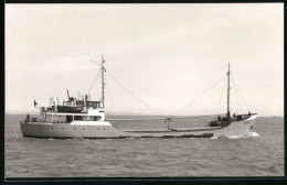 Fotografie Frachtschiff Menje In Fahrt  - Schiffe