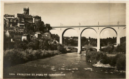 Fribourg Et Ponte De Zaehringen - Fribourg