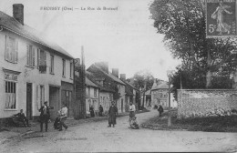 CPA- (Dep.60) - FROISSY - La Rue De Breteuil - Café De La Gare- Animé - Froissy