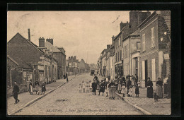 CPA Beauvais, Saint Just-des-Marais, Rue De Rouen  - Beauvais