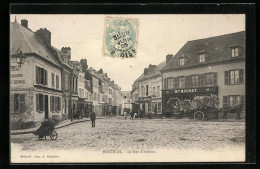 CPA Breteuil, La Rue D`Amiens, Vue De La Rue  - Breteuil
