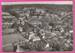 D61 - EN AVION AU-DESSUS DE ... MOUTIERS AU PERCHE - VUE GÉNÉRALE - CPM Dentelée Grand Format En Noir Et Blanc  - Sonstige & Ohne Zuordnung