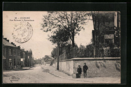 CPA Jeumont, Rue Puissant à Funnetiaux, Vue De La Rue  - Jeumont