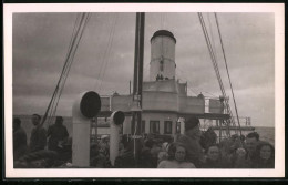 Fotografie Passagierschiff Dampfer Britannia, Passagiere An Deck  - Boats