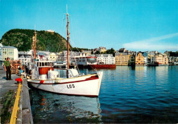 73631677 Aalesund Indre Havn Hafen Fischerboot Aalesund - Noorwegen