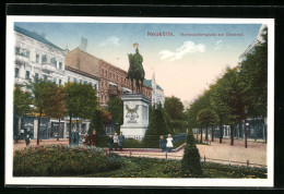 AK Berlin-Neukölln, Hohenzollernplatz Mit Denkmal  - Neukölln