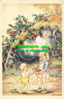 R557753 Girl And Boy With Apples. Postcard. 1959 - Mundo