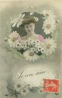 Femme  Fleurs  Marguerite       Q 2581 - Frauen