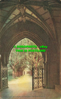 R557896 Christchurch Priory. North Porch. The Photochrom. Celesque Series. 1911 - Mundo