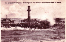 30 - Gard - LE GRAU  Du ROI - Vue D'un Coup De Mer Sur La Jetée - Le Grau-du-Roi