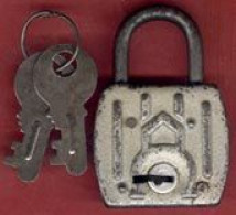 ** CADENAS  ANCIEN ** - Antiek Gereedschap