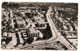 CPA    MEKNES    1955     VUE AERIENNE DE L ECOLE DES SPECIALISTES DE L ECOLE - Meknès