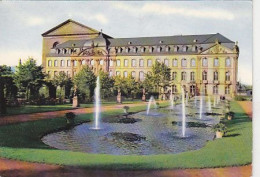 AK 215913 GERMANY - Trier - Palastgarten Und Kurfürstliches Schloß - Trier