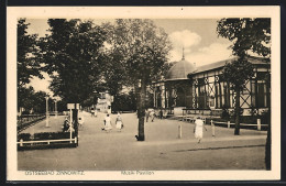 AK Zinnowitz, Musik-Pavillon Mit Promenade Und Sommergästen  - Zinnowitz