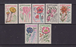 CZECHOSLOVAKIA  - 1965 Medicinal Plants Set Never Hinged Mint - Ungebraucht