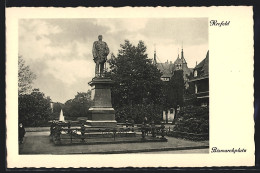 AK Krefeld, Denkmal Am Bismarckplatz  - Krefeld