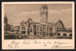 AK Köln, Blick Auf Das Hauptbahnhofsgebäude Mit Aussfahrendem Zug  - Köln