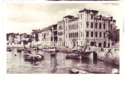 64 - SAINT-JEAN-de-LUZ - LE PORT ET LA MAISON DE L'INFANTE - ANIMÉE -  - Saint Jean De Luz