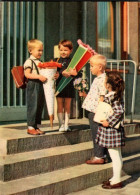 H1841 - Glückwunschkarte Schulanfang - Kinder Zuckertüte - Verlag Berlin DDR - Children's School Start