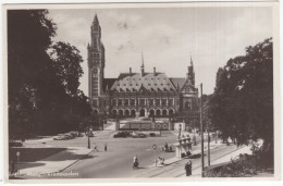 Den Haag :OLDTIMER CARS / AUTO'S, AUTOBUS, TRIPORTEUR / BAKFIETS - Vredespaleis - (Holland) - 1953 - Voitures De Tourisme