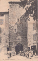 83 / DRAGUIGNAN / PLACE ET PORTE PORTAIGUIERES / TRES ANIMEE - Draguignan