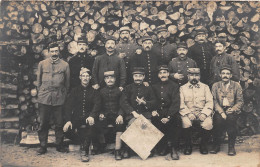 Militaria - Carte Photo - Soldats Du 5ème Régiment - 1914/1915 - Régiments