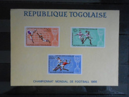 TOGO YT BF 22 COUPE DU MONDE DE FOOTBALL 1966** - Ongebruikt