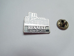 Beau Pin's, Auto Renault , Usine De Cléon , Signé Publi Guides - Renault