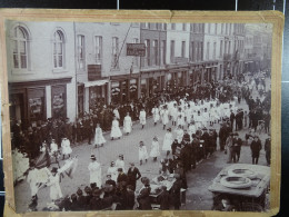 Photo Sur Carton Andenne Cortège Historique (lire Description) - Plaatsen