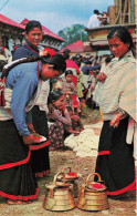 NEPAL - Typical Women Of Kathmandu Valley Preparing For Worship - Animé - Carte Postale Ancienne - Népal