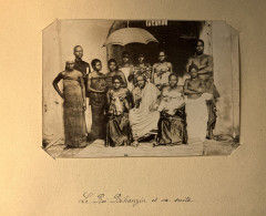 Martinique * RARE * Le Roi Béhanzin Et Sa Suite * Royalty * Grande Photo Albuminée Circa 1890/1910 15.8x11cm - Fort De France